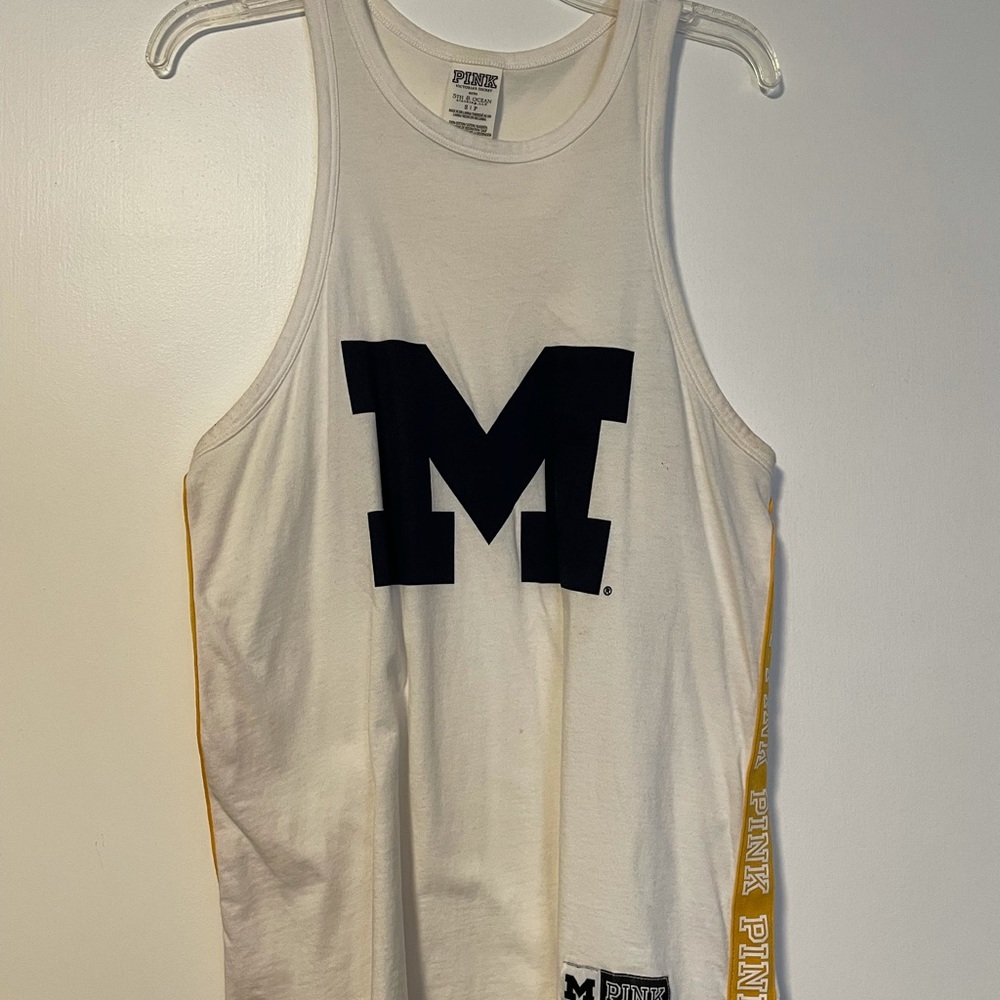 ☀️Michigan tank from PINK
